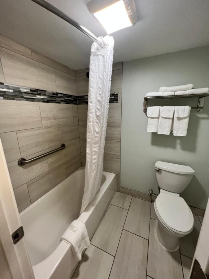 Continental Inn&Suites Nacogdoches Esterno foto