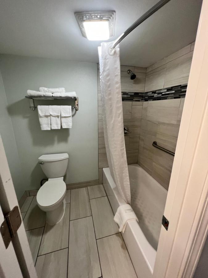 Continental Inn&Suites Nacogdoches Esterno foto