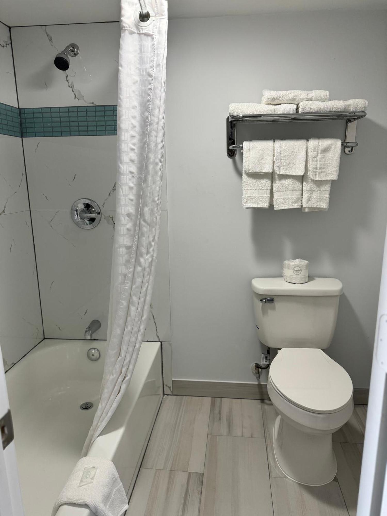Continental Inn&Suites Nacogdoches Esterno foto
