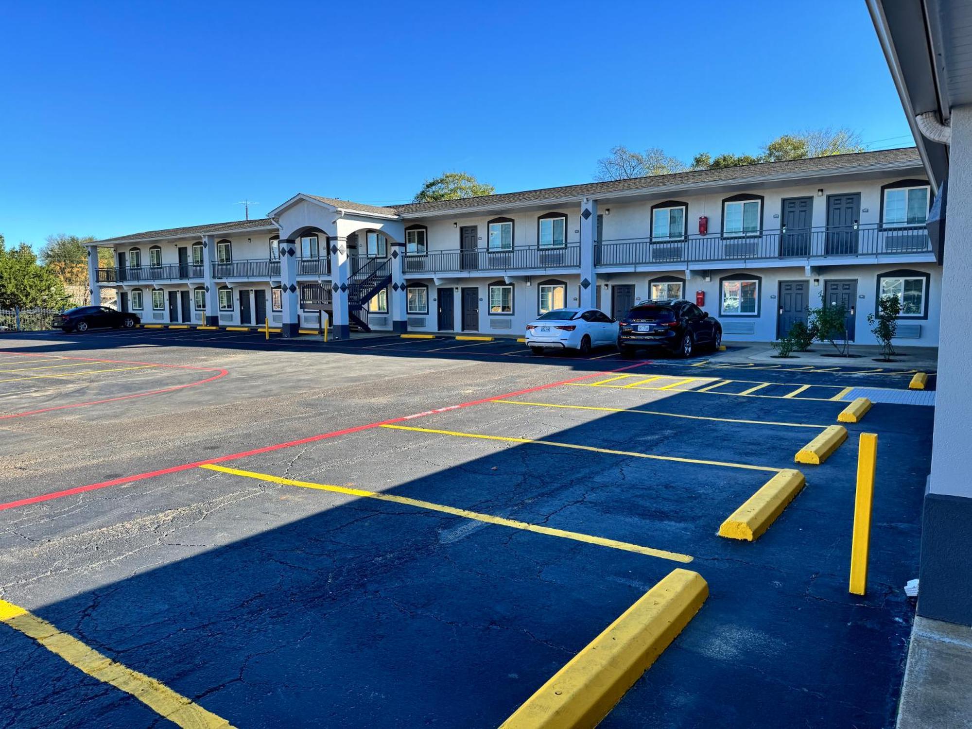 Continental Inn&Suites Nacogdoches Esterno foto
