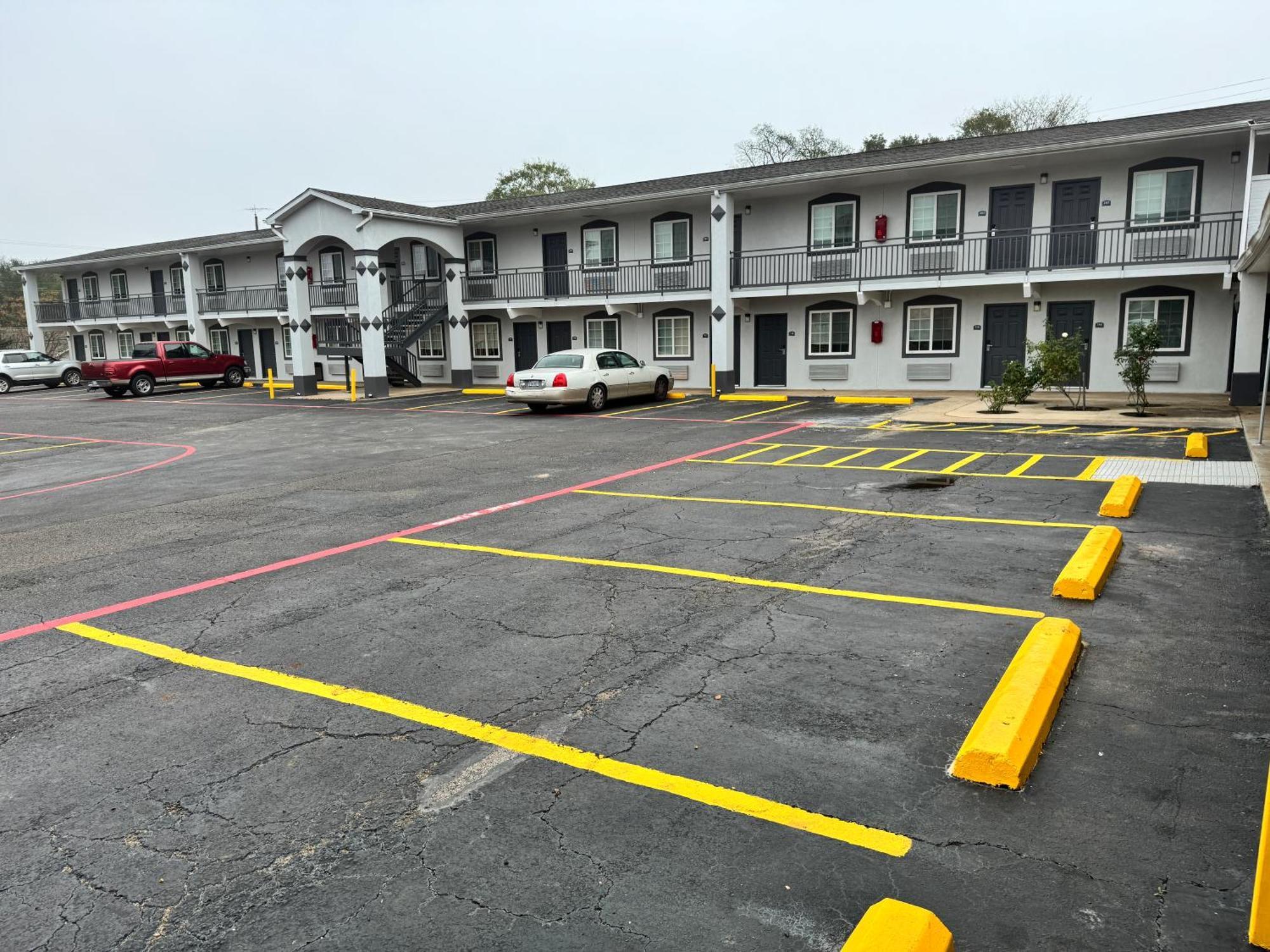 Continental Inn&Suites Nacogdoches Esterno foto