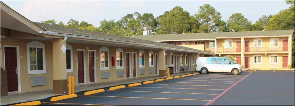 Continental Inn&Suites Nacogdoches Esterno foto